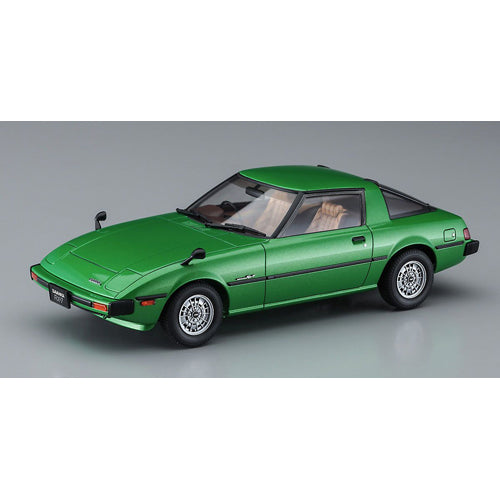 Mazda Savanna RX-7 SA22C Early Version 1/24 Scale Model