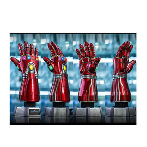 Avengers 4 Endgame Nano Gauntlet Life-Size Replica